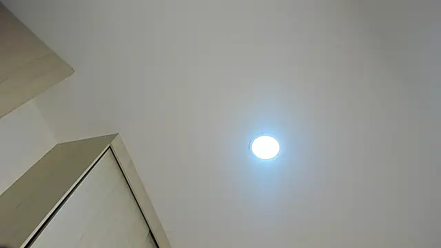 caroline tovar online show from September 2025 11:49:01 PM