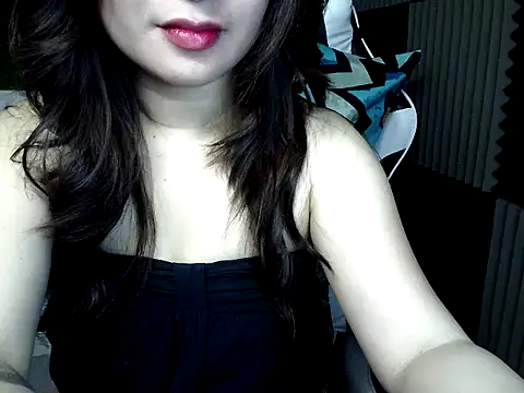 Snapshot of Mia_2022 chatting on February 2026 04:46:02 PM Mia 2022 online show from February 2026 04:46:02 PM