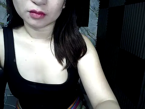 Snapshot of Mia_2022 chatting on March 2026 07:05:01 AM Mia 2022 online show from March 2026 07:05:01 AM