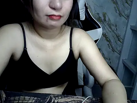 Snapshot of Mia_2022 chatting on March 2026 03:04:01 PM Mia 2022 online show from March 2026 03:04:01 PM