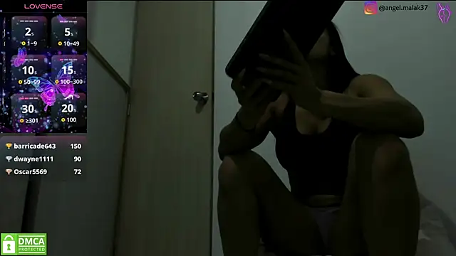 Snapshot of angel_mouna chatting on October 2025 10:53:02 PM angel mouna online show from October 2025 10:53:02 PM