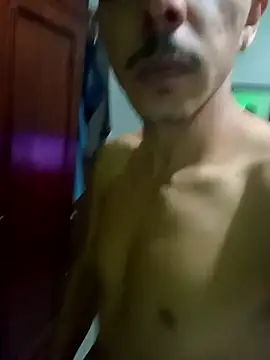 JuninhoPilati online show from April 2026 03:51:01 AM