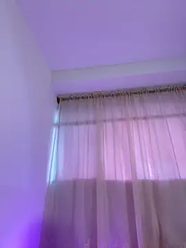Snapshot of HannaMoom chatting on June 2026 11:04:02 PM HannaMoom online show from June 2026 11:04:02 PM