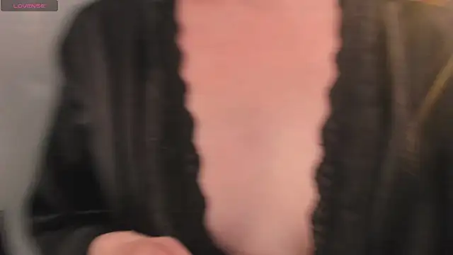 Snapshot of Salo_Heaven chatting on February 2025 05:04:01 PM Salo Heaven online show from February 2025 05:04:01 PM