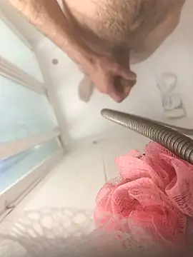 Dani el82xh online show from December 2024 06:28:01 PM