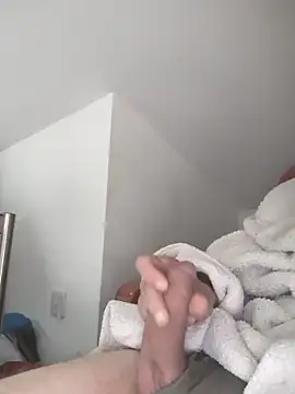 Dani el82xh online show from September 2025 09:32:01 AM