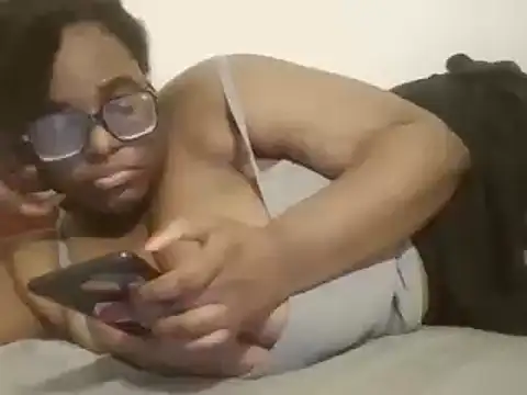 Snapshot of MissCC99 chatting on March 2025 01:11:02 AM MissCC99 online show from March 2025 01:11:02 AM