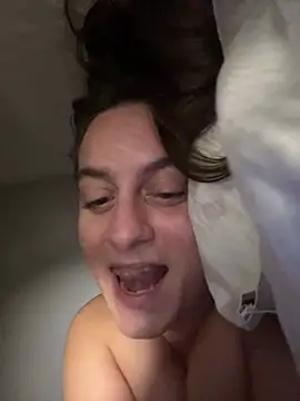 indierotic online show from March 2025 05:23:02 AM