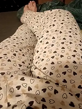 Snapshot of elisamoielisa chatting on November 2025 08:03:01 PM elisamoielisa online show from November 2025 08:03:01 PM