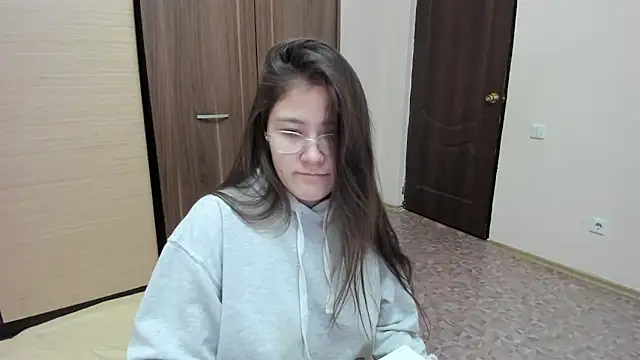 Riz girl online show from February 2025 04:32:02 PM