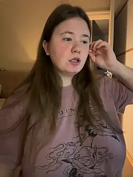 remirann  online show from February 2025 07:00:01 PM