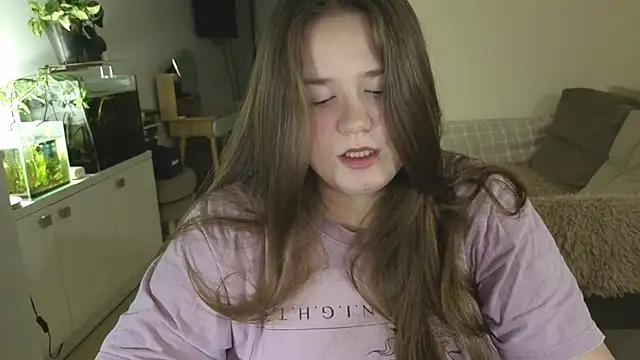 Snapshot of remirann_ chatting on November 2025 03:23:01 PM remirann online show from November 2025 03:23:01 PM