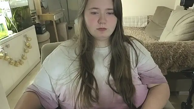 Snapshot of remirann_ chatting on January 2026 07:39:01 PM remirann online show from January 2026 07:39:01 PM