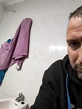 juandi21cm online show from February 2025 04:07:01 PM