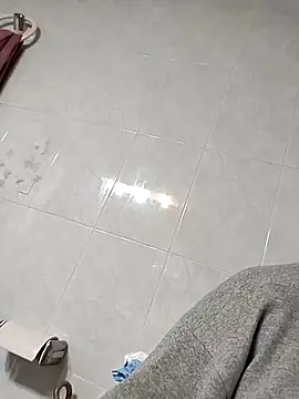 juandi21cm online show from February 2025 06:28:01 AM