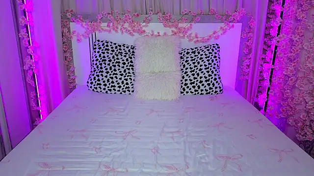 LilyStarlight online show from July 2026 03:48:02 AM