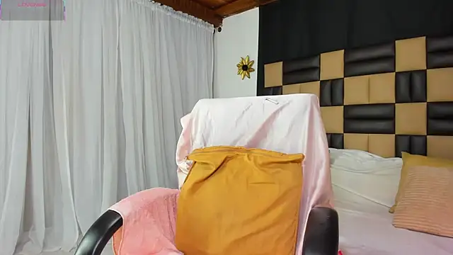 BarbieKano online show from October 2025 11:51:02 PM