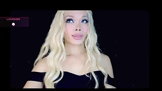 Snapshot of sugar_bbyxx chatting on July 2026 02:25:02 PM sugar bbyxx online show from July 2026 02:25:02 PM