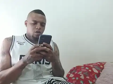 Snapshot of hot_and_naughty_latin chatting on December 2024 10:17:02 AM hot and naughty latin online show from December 2024 10:17:02 AM