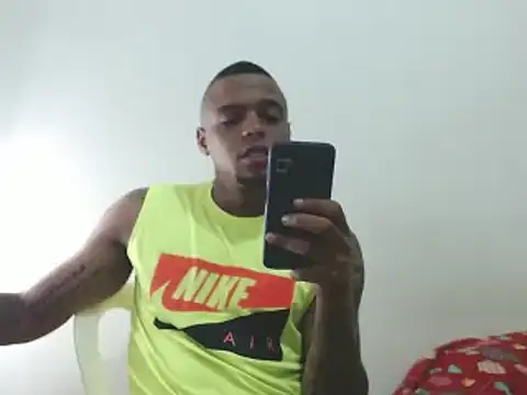 Snapshot of hot_and_naughty_latin chatting on December 2024 11:57:01 PM hot and naughty latin online show from December 2024 11:57:01 PM