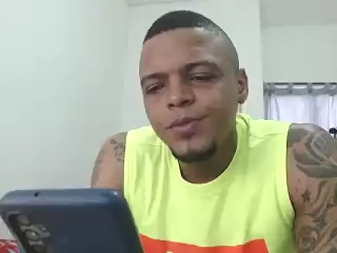 Snapshot of hot_and_naughty_latin chatting on December 2024 11:13:01 AM hot and naughty latin online show from December 2024 11:13:01 AM