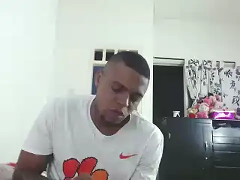 Snapshot of hot_and_naughty_latin chatting on January 2025 10:21:02 AM hot and naughty latin online show from January 2025 10:21:02 AM