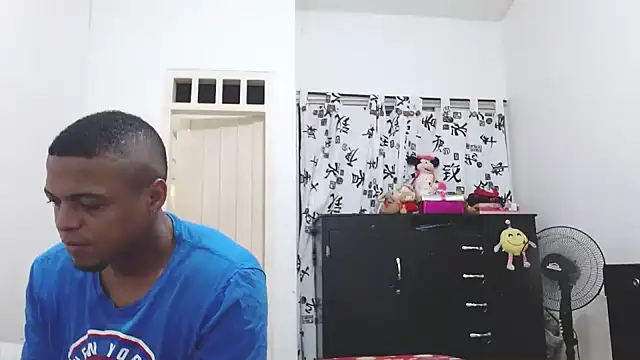 Snapshot of hot_and_naughty_latin chatting on January 2025 10:20:02 AM hot and naughty latin online show from January 2025 10:20:02 AM