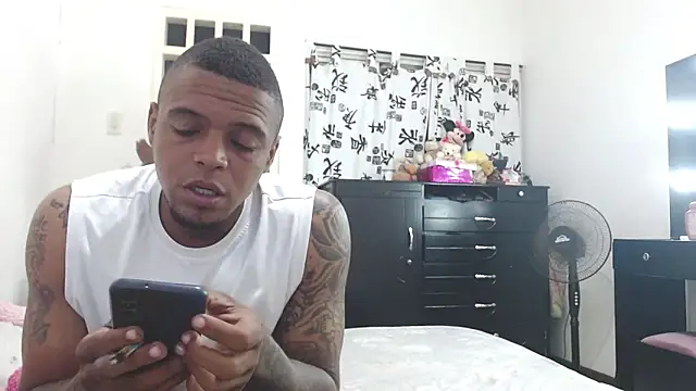 Snapshot of hot_and_naughty_latin chatting on February 2025 10:59:01 AM hot and naughty latin online show from February 2025 10:59:01 AM