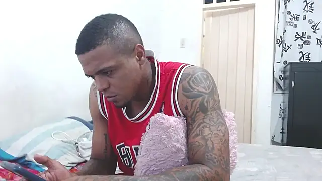 Snapshot of hot_and_naughty_latin chatting on February 2025 10:28:02 AM hot and naughty latin online show from February 2025 10:28:02 AM