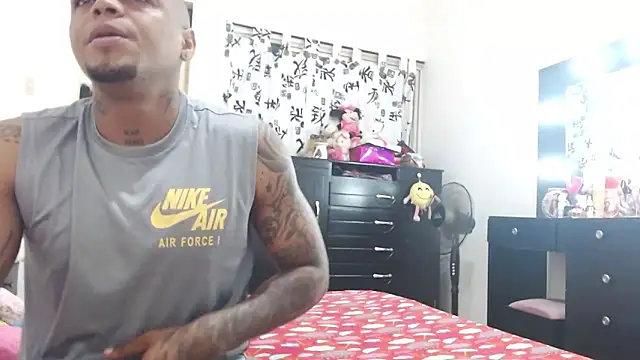 Snapshot of hot_and_naughty_latin chatting on March 2025 10:57:02 AM hot and naughty latin online show from March 2025 10:57:02 AM