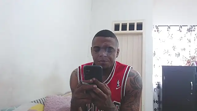 Snapshot of hot_and_naughty_latin chatting on March 2025 06:39:02 PM hot and naughty latin online show from March 2025 06:39:02 PM