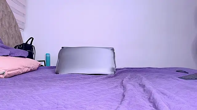 Snapshot of _ebony-queen_ chatting on January 2026 12:00:01 PM ebony-queen online show from January 2026 12:00:01 PM