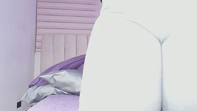 Snapshot of _ebony-queen_ chatting on February 2026 03:02:02 AM ebony-queen online show from February 2026 03:02:02 AM