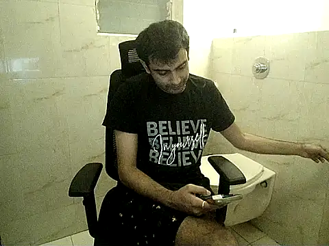 Snapshot of king_kong_india1 chatting on February 2026 10:03:02 AM king kong india1 online show from February 2026 10:03:02 AM