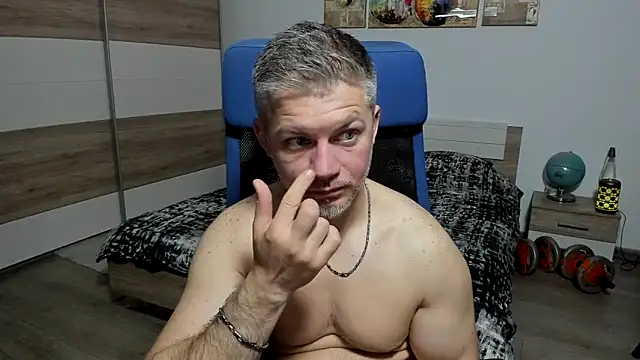 RobbyShawz online show from May 2026 04:09:02 AM