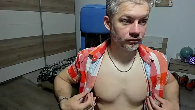 RobbyShawz online show from May 2026 03:56:02 AM