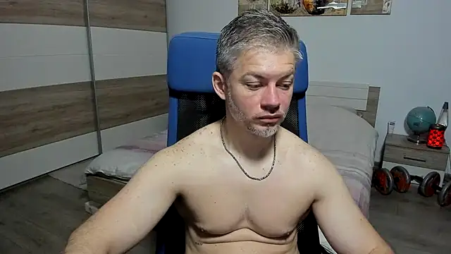 RobbyShawz online show from May 2026 03:35:01 AM