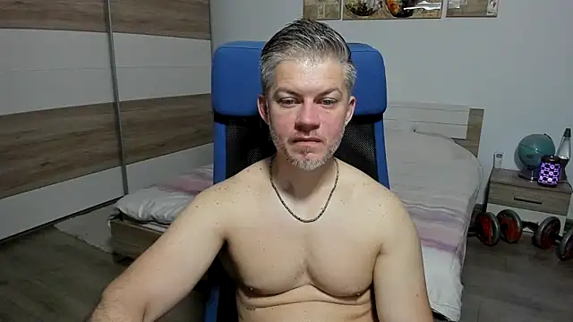 RobbyShawz online show from May 2026 04:31:02 AM