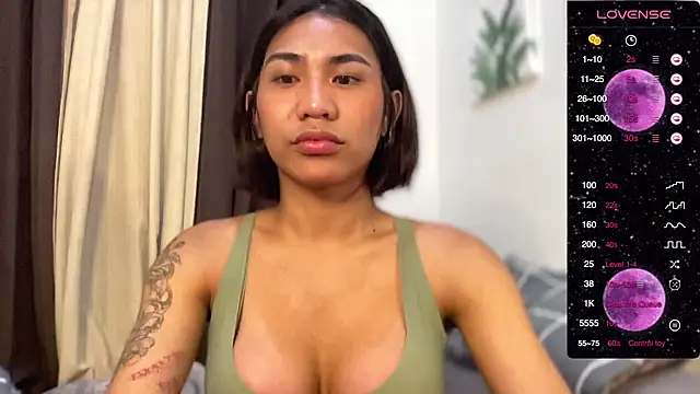 Snapshot of Alaia_Pope chatting on January 2025 11:52:02 PM Alaia Pope online show from January 2025 11:52:02 PM