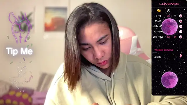 Snapshot of Alaia_Pope chatting on February 2025 05:25:02 PM Alaia Pope online show from February 2025 05:25:02 PM