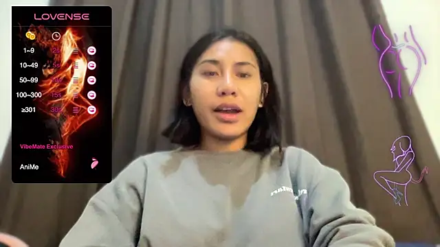 Snapshot of Alaia_Pope chatting on October 2025 06:19:02 PM Alaia Pope online show from October 2025 06:19:02 PM