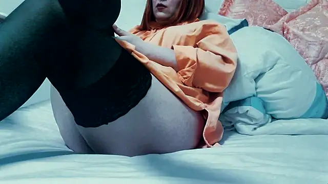 Snapshot of MashaYeah777 chatting on December 2025 05:29:01 PM MashaYeah777 online show from December 2025 05:29:01 PM