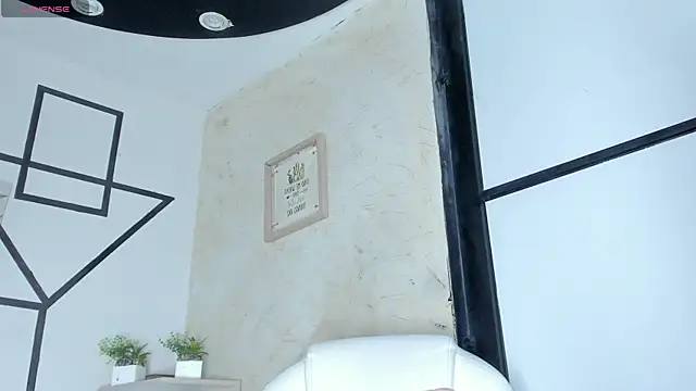 Snapshot of Rianamanson chatting on March 2025 03:18:02 PM Rianamanson online show from March 2025 03:18:02 PM