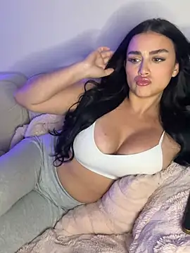Snapshot of Celinaax chatting on July 2026 04:49:02 AM Celinaax online show from July 2026 04:49:02 AM