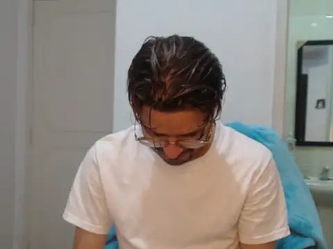 Snapshot of peterannaud chatting on September 2025 12:43:02 PM peterannaud online show from September 2025 12:43:02 PM