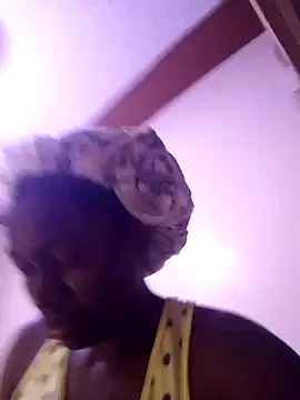 Snapshot of _cutemelania chatting on January 2025 05:09:01 AM cutemelania online show from January 2025 05:09:01 AM