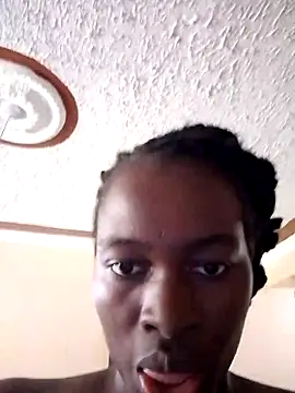 Snapshot of _cutemelania chatting on January 2025 12:18:01 PM cutemelania online show from January 2025 12:18:01 PM