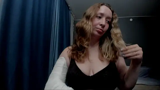 Eva Rikchter online show from July 2026 08:26:01 PM