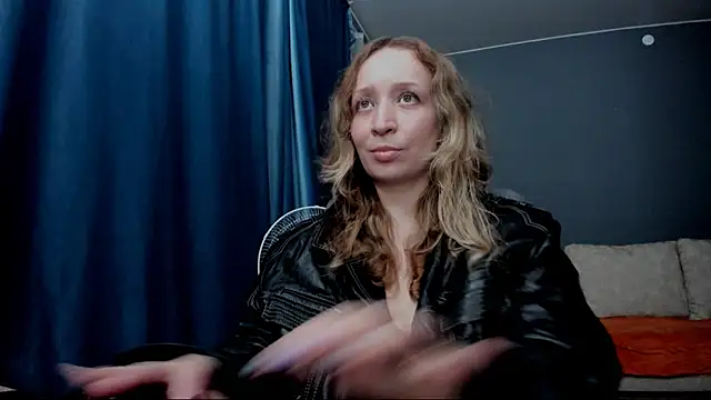 Eva Rikchter online show from July 2026 09:23:02 PM
