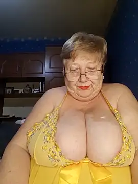 Lena Gaby online show from December 2025 08:26:01 PM